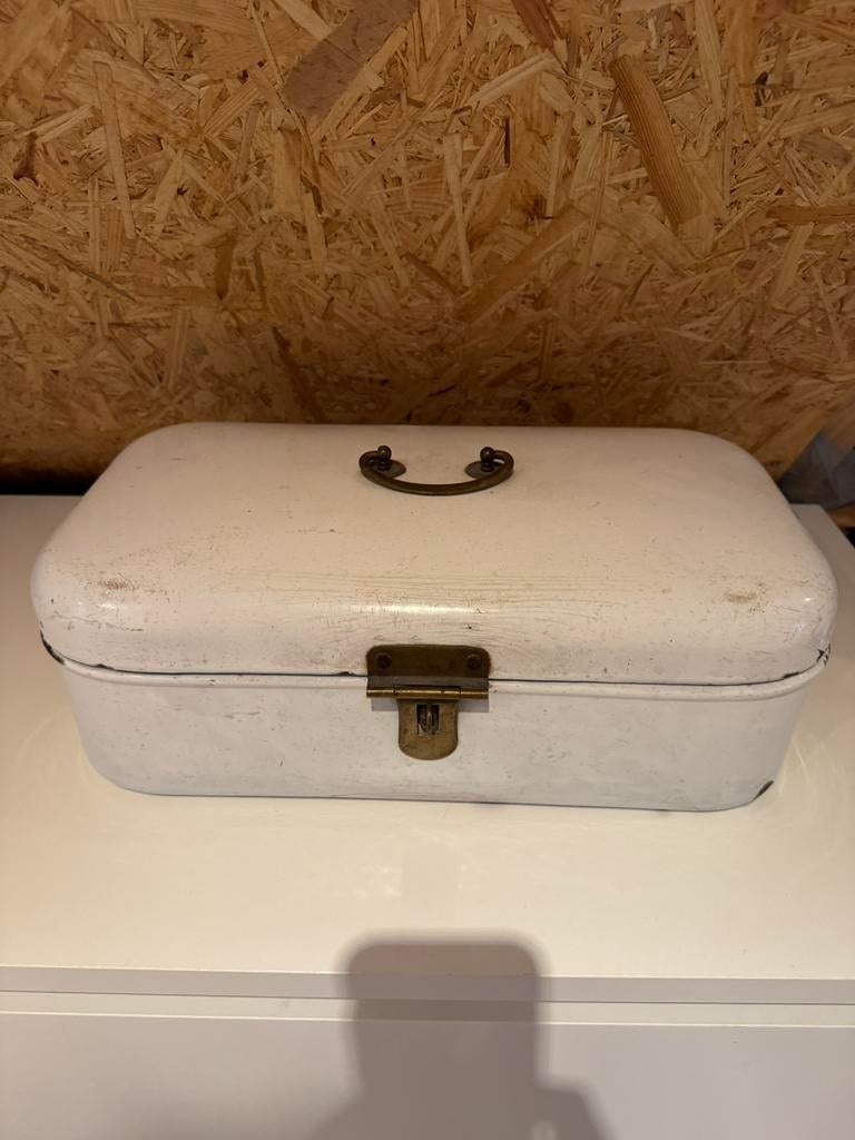 Emaille bak wit, Ophalen