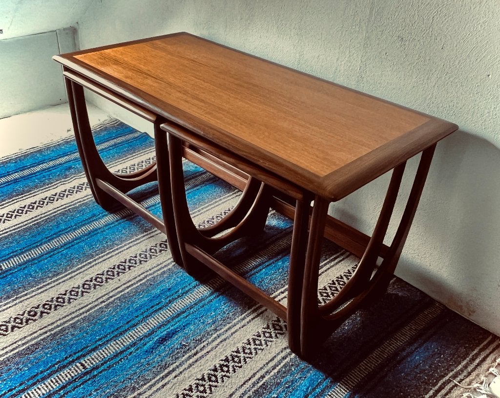 Koffie tafeltjes - Nest Tafels - G-Plan - Set - teak vintage, Minder dan 50 cm, 50 tot 100 cm, Teakhout, Ophalen of Verzenden