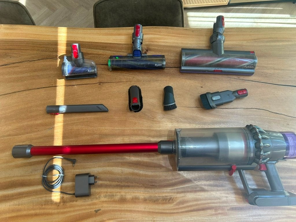 Dyson Outsize Absolute, Witgoed en Apparatuur, Stofzuigers, Geschikt voor tapijt, Ophalen of Verzenden, Zo goed als nieuw, Dyson