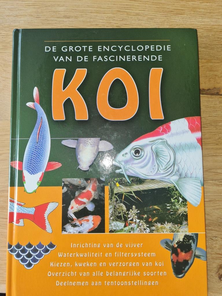 De Grote Encyclopedie van de Fascinerende Koi, Boeken, Ophalen of Verzenden, Zo goed als nieuw, Vissen, Onbekend