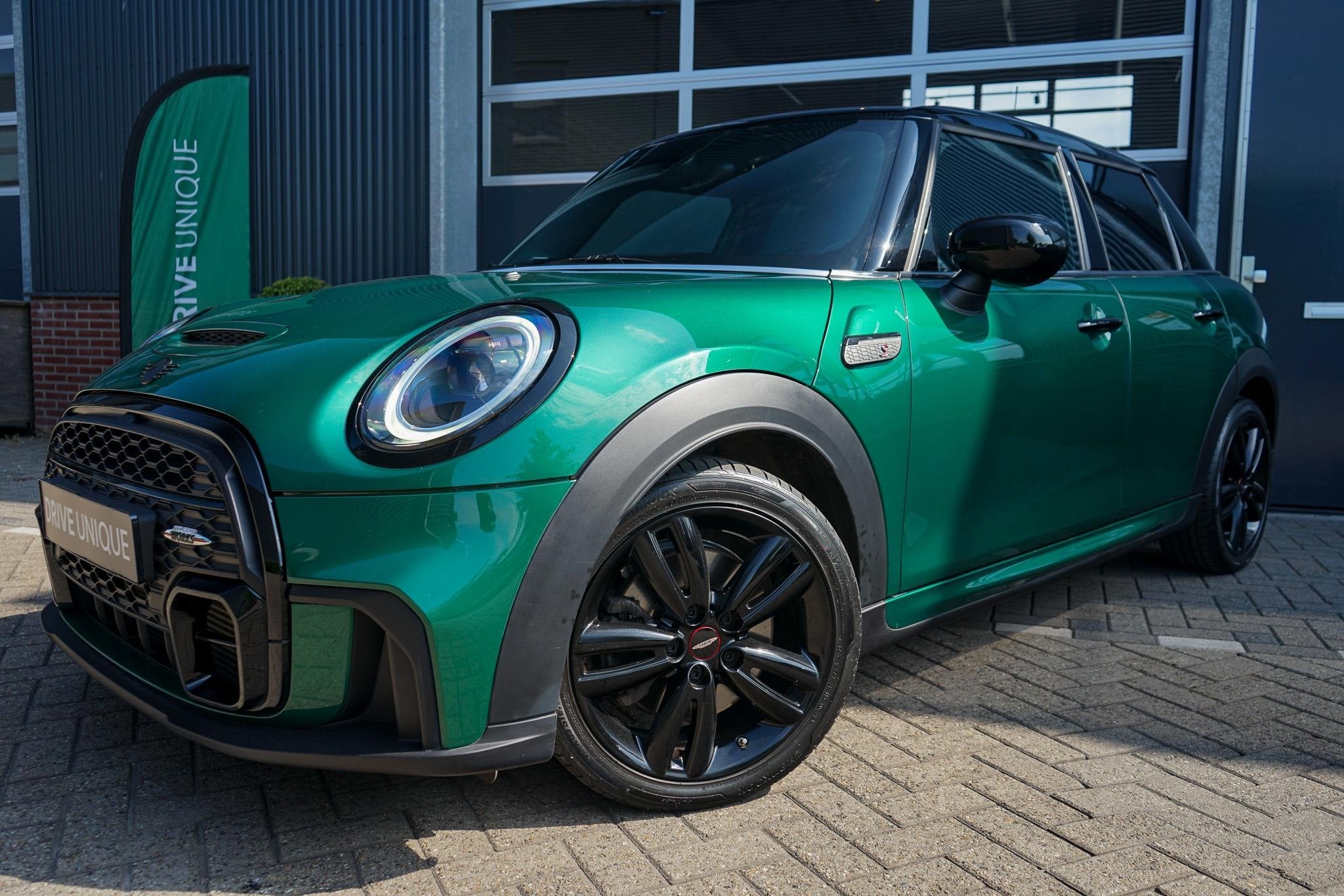MINI Cooper S 2.0 John Cooper Works, 1998 cc, Gebruikt, 4 cilinders, Leder