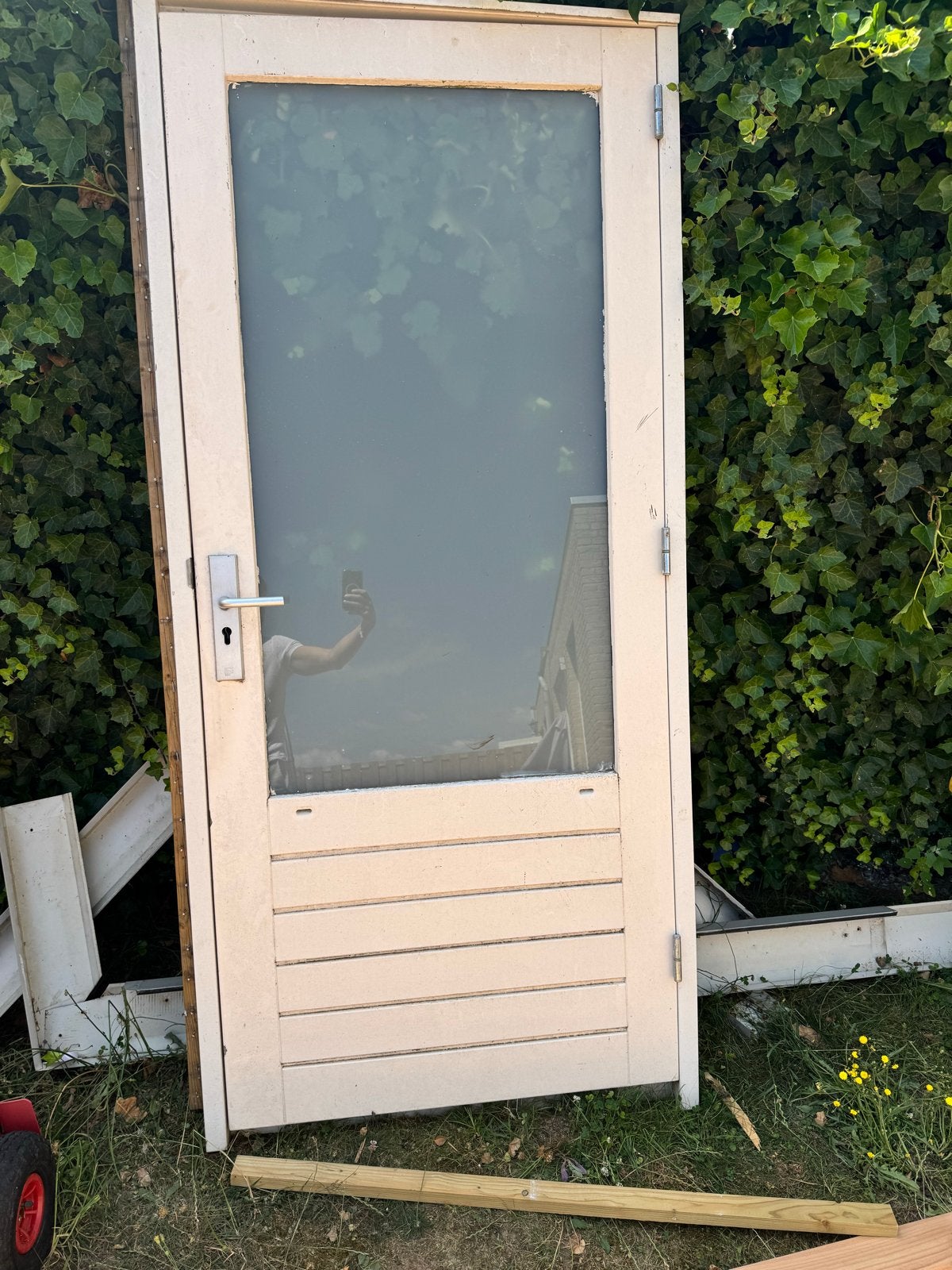 Gebruikte buitendeur met melkglas en panelen - 211,5x93 cm, Ophalen, Gebruikt, 80 tot 100 cm, 200 tot 215 cm