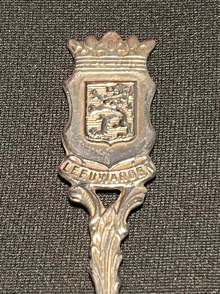 Vintage lepeltje Leeuwarden., Antiek en Kunst, Antiek | Bestek, Ophalen of Verzenden