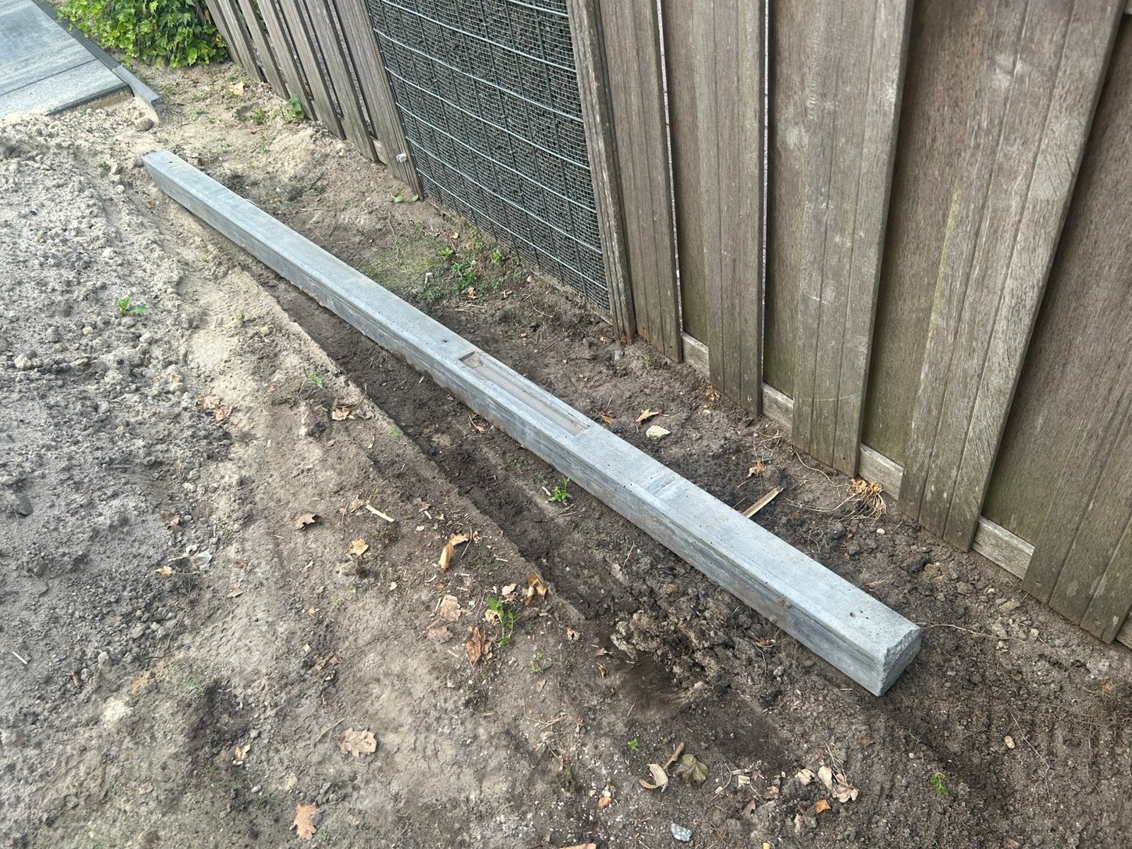 GRATIS nieuwe betonpaal schutting (tussenpaal), Ophalen, Overige materialen, Minder dan 3 meter, Nieuw