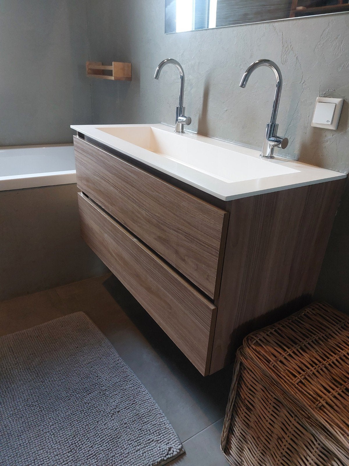 Zeer nette Badkamer inrichting, Ophalen, 50 tot 100 cm, Minder dan 100 cm, Wasbak of Wastafel