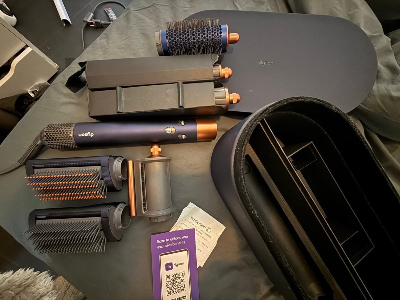 Dyson Airwrap Multi Styler Nieuw! Gekocht bij de Bijenkorf, Ophalen of Verzenden, Nieuw, Föhn of Haardroger