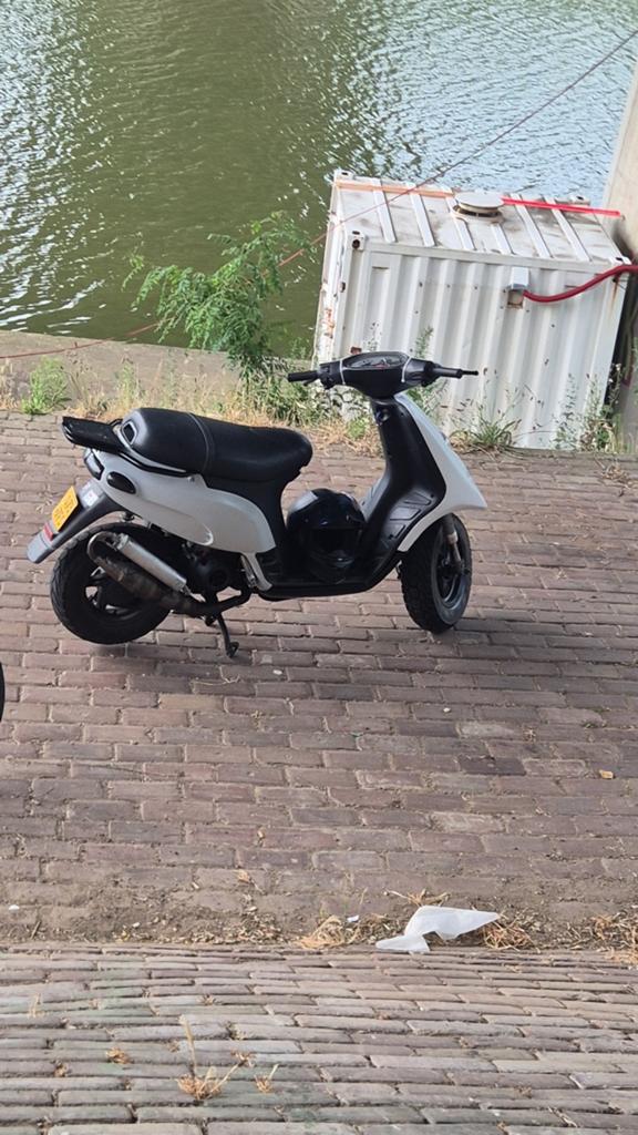 GEZOCHT typhoon 125, Motoren, Ophalen