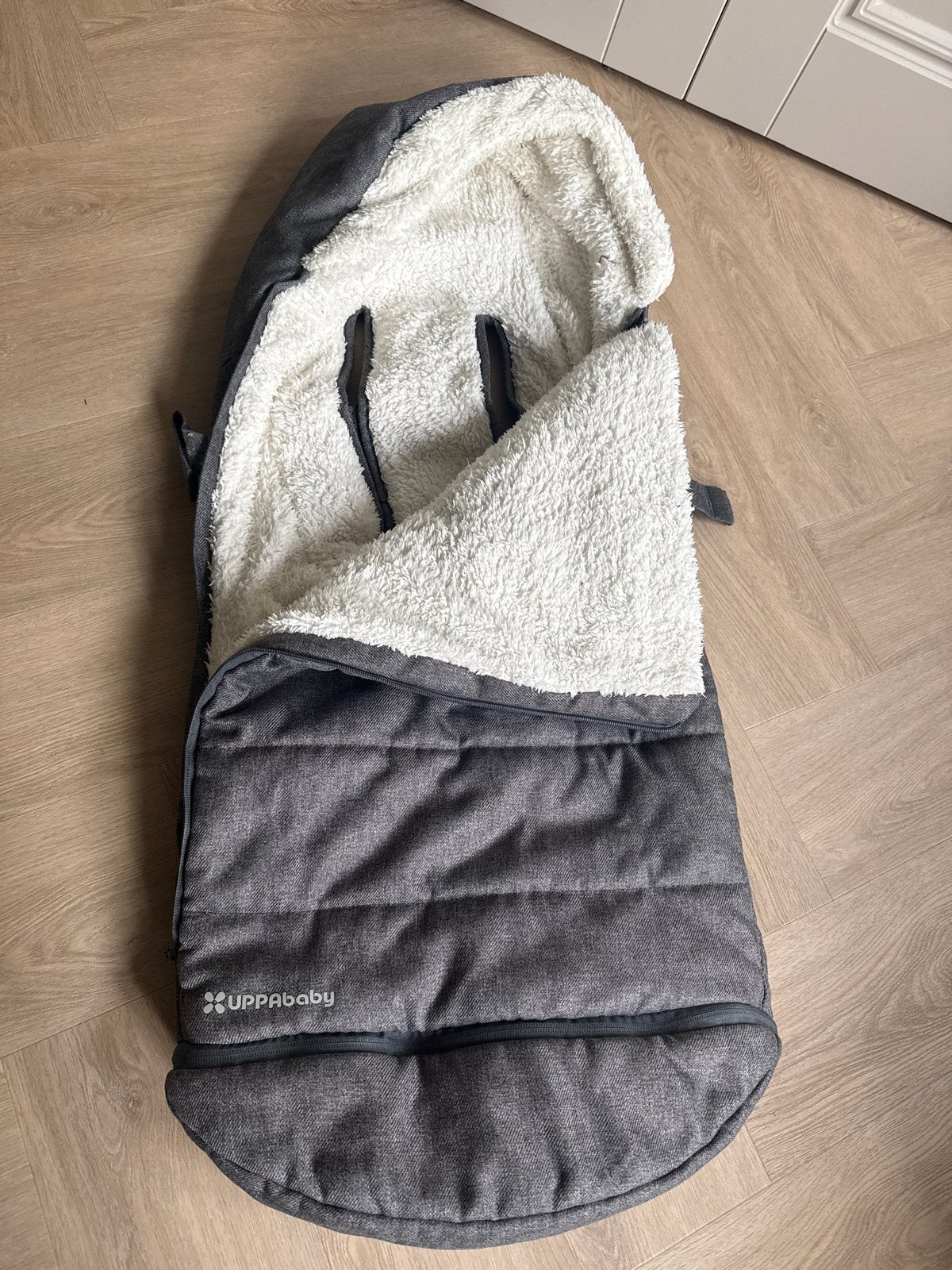 UPPAbaby voetenzak voor kinderwagen - grijs, Ophalen, Zo goed als nieuw, Kinderwagen, Overige merken