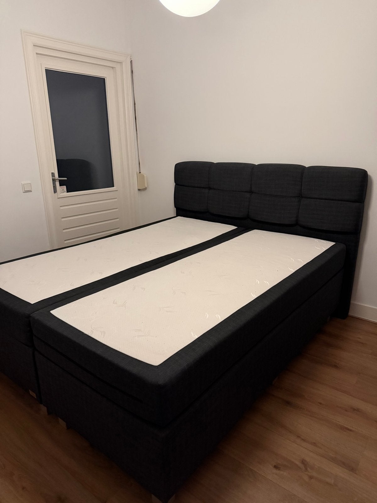 Tweepersoons boxspring met hoofdbord - 160x200 cm, Ophalen, Tweepersoons, Zo goed als nieuw, 200 cm