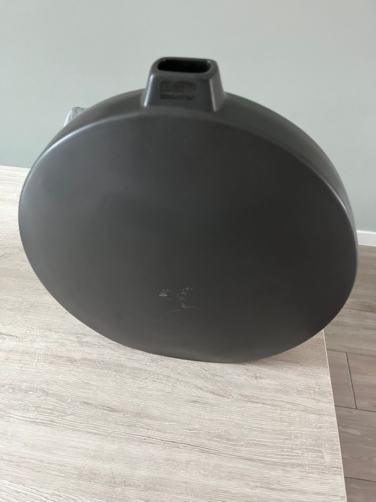 Vaas bob zwart, Ophalen of Verzenden, Zo goed als nieuw, Zwart, Minder dan 50 cm