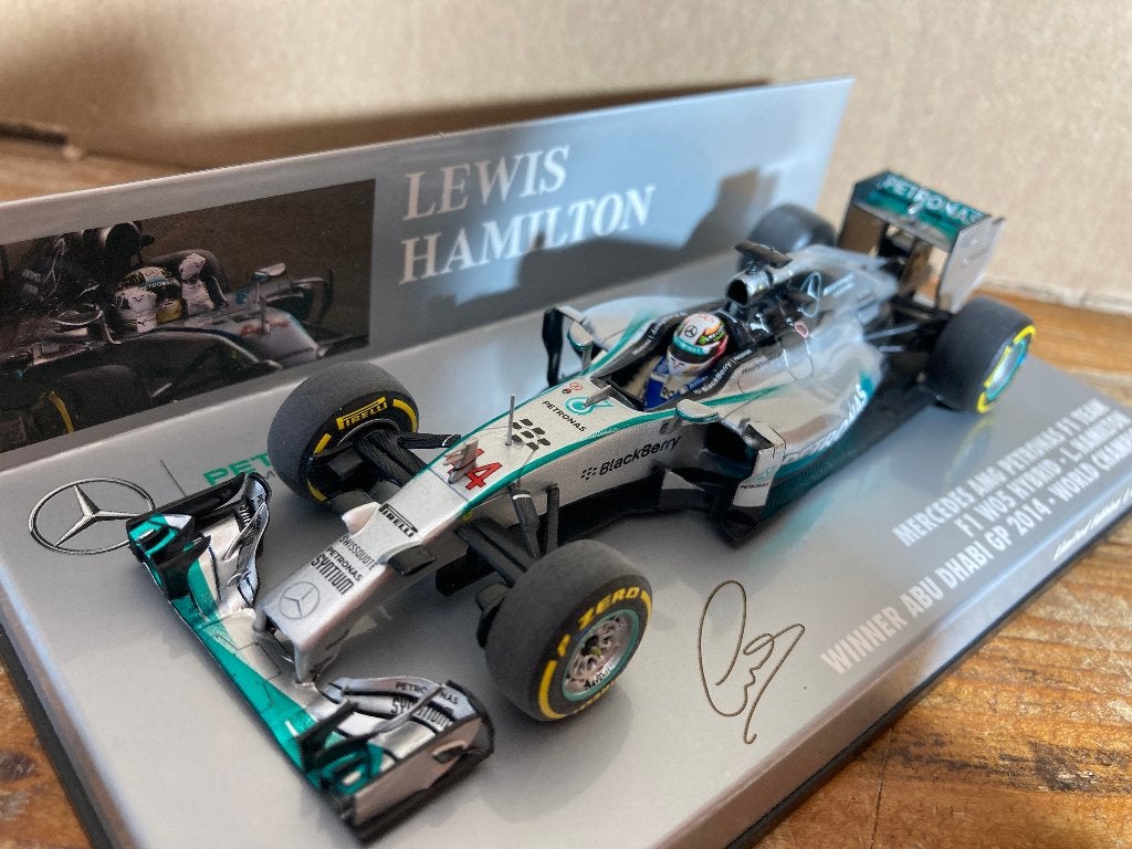 Lewis Hamilton 1:43 World Champion 2014 Winner Abu Dhabi, Ophalen of Verzenden, Nieuw, Formule 1