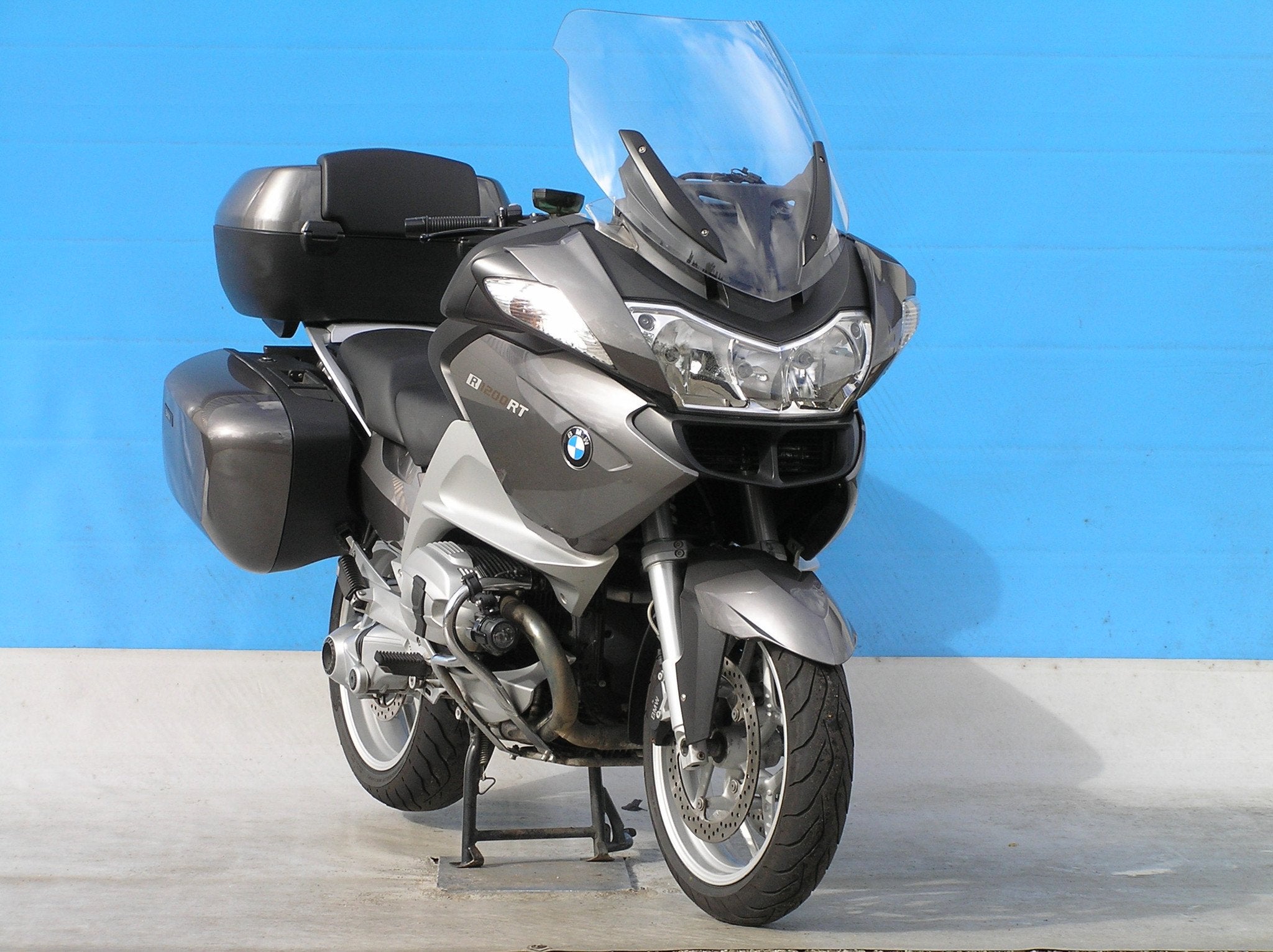 BMW R1200RT (bj 2013), BMW group Nederland B.V., Contactus@bmw-motorrad.nl, Einsteinstraat 5
2289CC  Rijswijk, NL, ABS