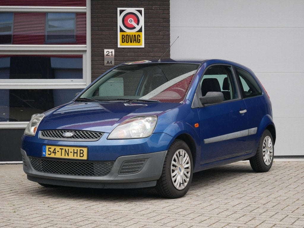 Ford Fiesta 1.3-8V Style Airco| NL auto| Nette staat| Goed o, 1299 cc, Stof, Zwart, 4 cilinders