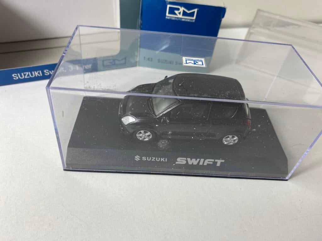 1:43cSUZUKI Swift-3 deurs-Rietze-zwart-zeldzaam item, Hobby en Vrije tijd, Modelauto's | 1:43, Ophalen of Verzenden, Nieuw, Auto