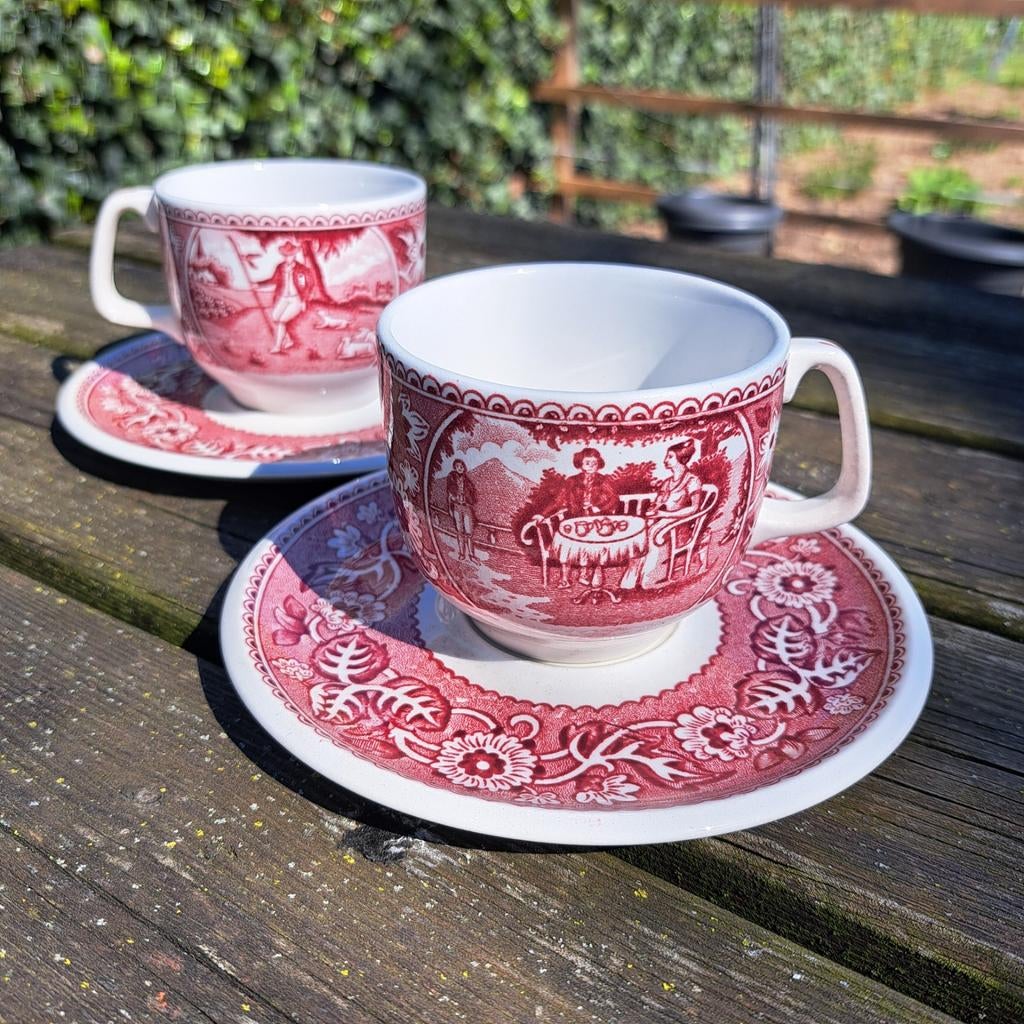 Twee Boch Teadrinker kop en schotel rood, Antiek en Kunst, Ophalen