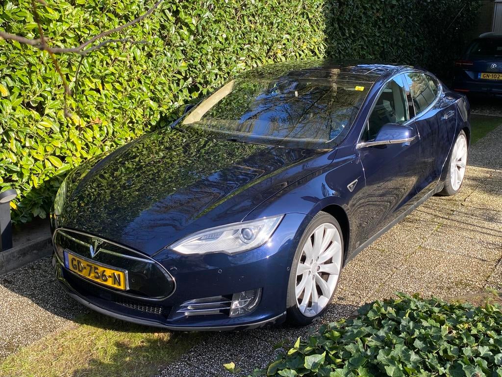 Tesla Model S 85 | blauw | gratis laden | APK | luchtvering, Auto's, Tesla, Achterwielaandrijving, 367 pk, Origineel Nederlands