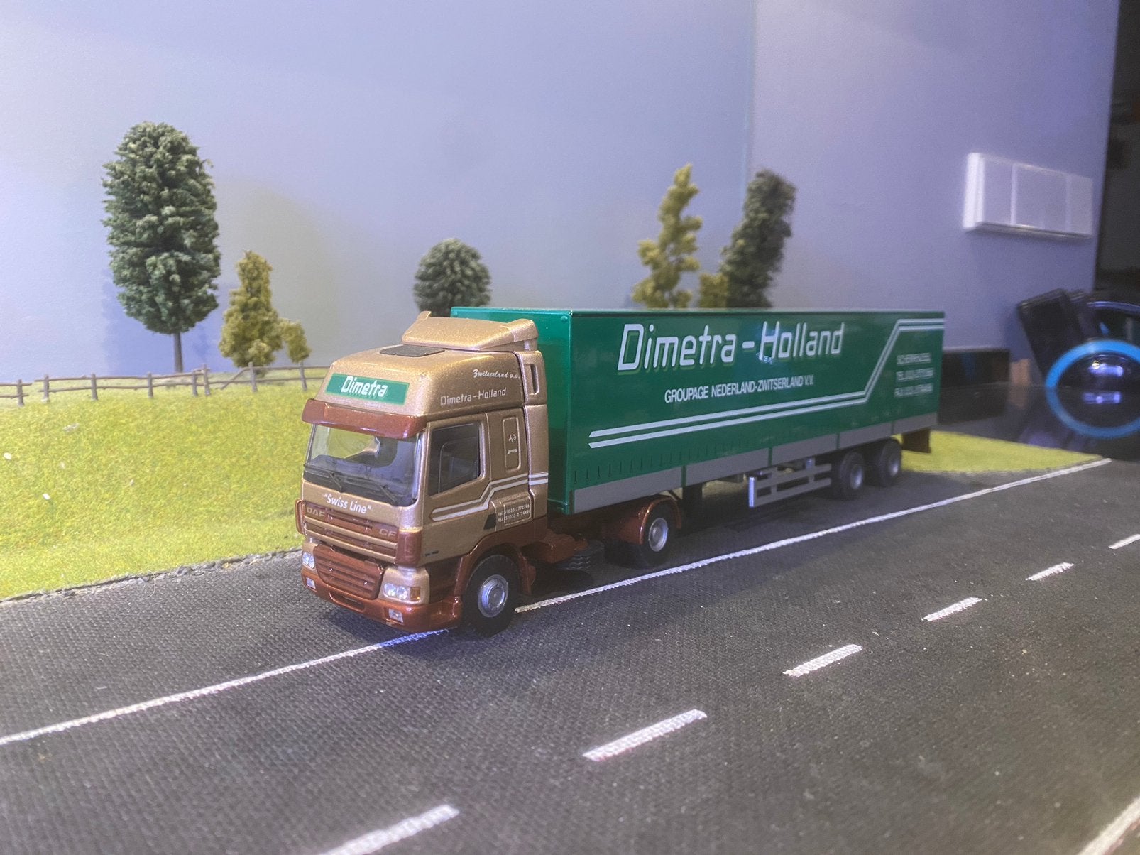 Daf CF met oplegger van Dimetra, Ophalen of Verzenden, Zo goed als nieuw, Bus of Vrachtwagen, Lion Toys