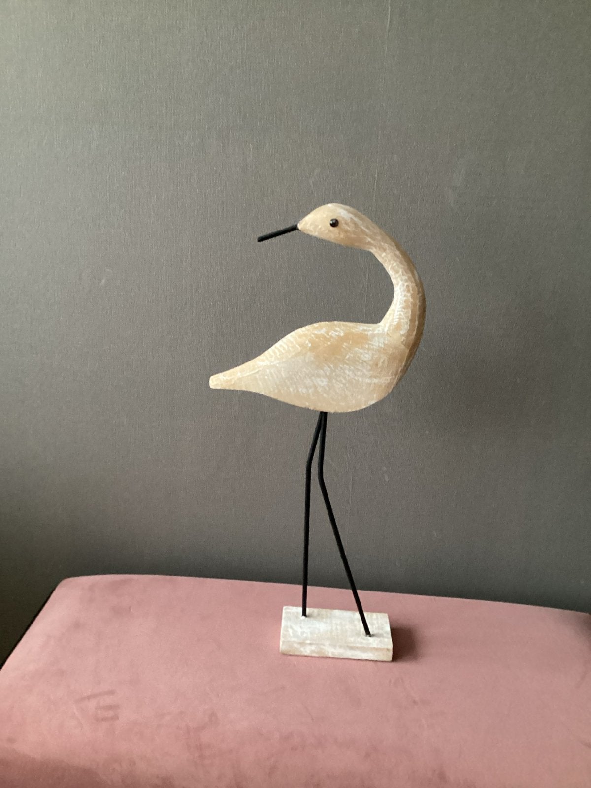 Decoratieve vogel op standaard - Hout en Metaal, Huis en Inrichting, Hout, Beige, Ophalen of Verzenden, Zo goed als nieuw