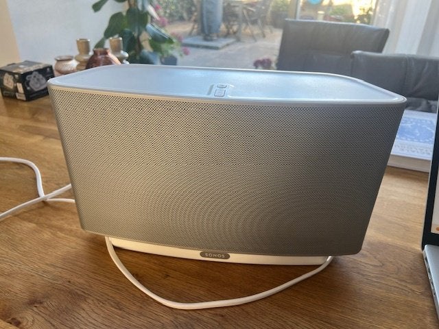 Sonos 5 (Gen 1) speaker in kleur Wit, Ophalen of Verzenden, Zo goed als nieuw, Draagbare speaker, Sonos