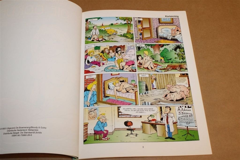Rooie Oortjes Deel 6 — Erotische Strip Bloody, Gutsy, Eén stripboek, Ophalen of Verzenden, Gelezen
