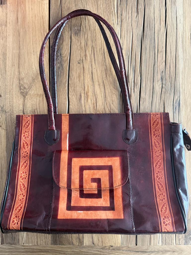 Mooie lederen tas. 36 x 26 x 9 cm., Ophalen of Verzenden, Zo goed als nieuw, Bruin, Handtas