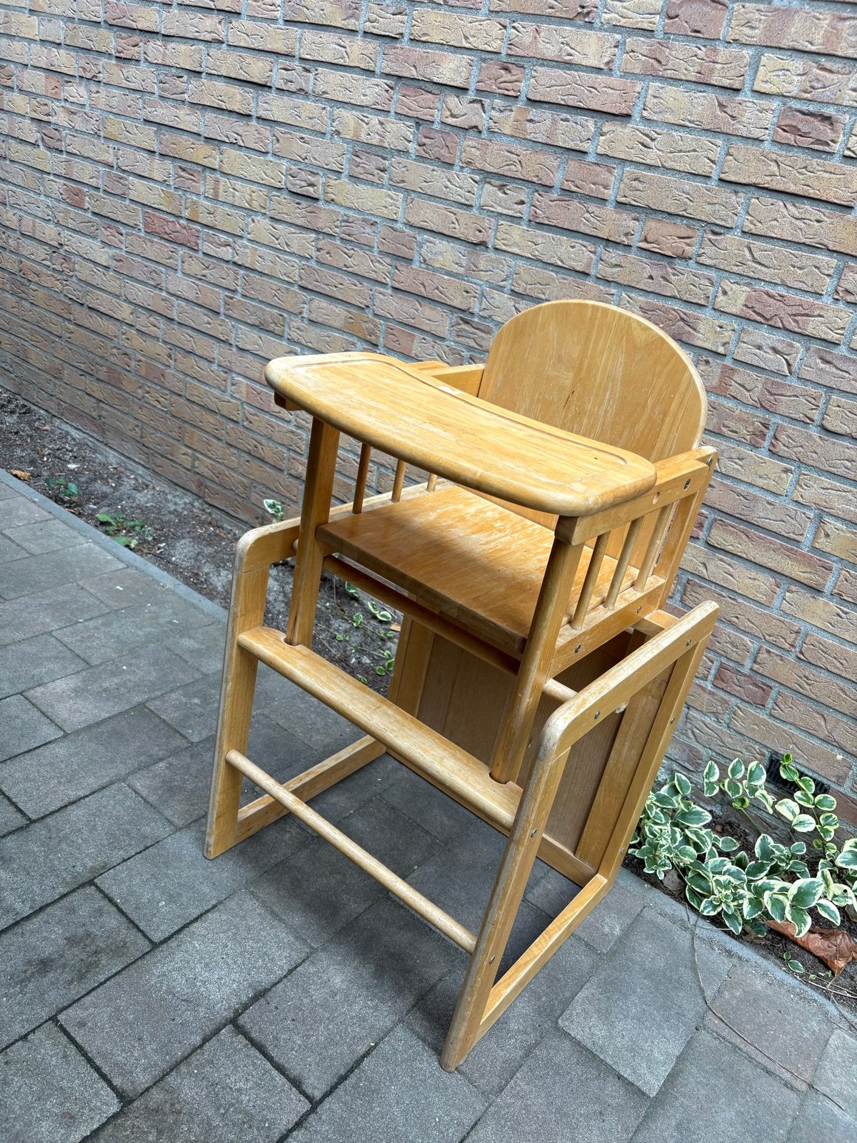 Houten meegroeistoel met eetblad, Ophalen of Verzenden, Gebruikt, Meegroeistoel, Afneembaar eetblad