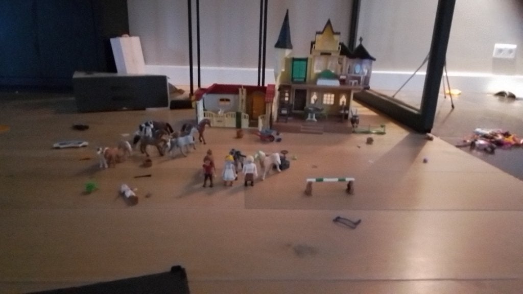 Paarden playmobil (gratis paarden kudde), Ophalen, Gebruikt, Losse onderdelen, Kasteel/Fort