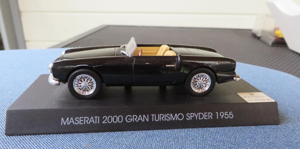 Grani & Partners Maserati 2000 Gran Turismo Spyder 1955, Ophalen of Verzenden, Zo goed als nieuw, Auto, Overige merken