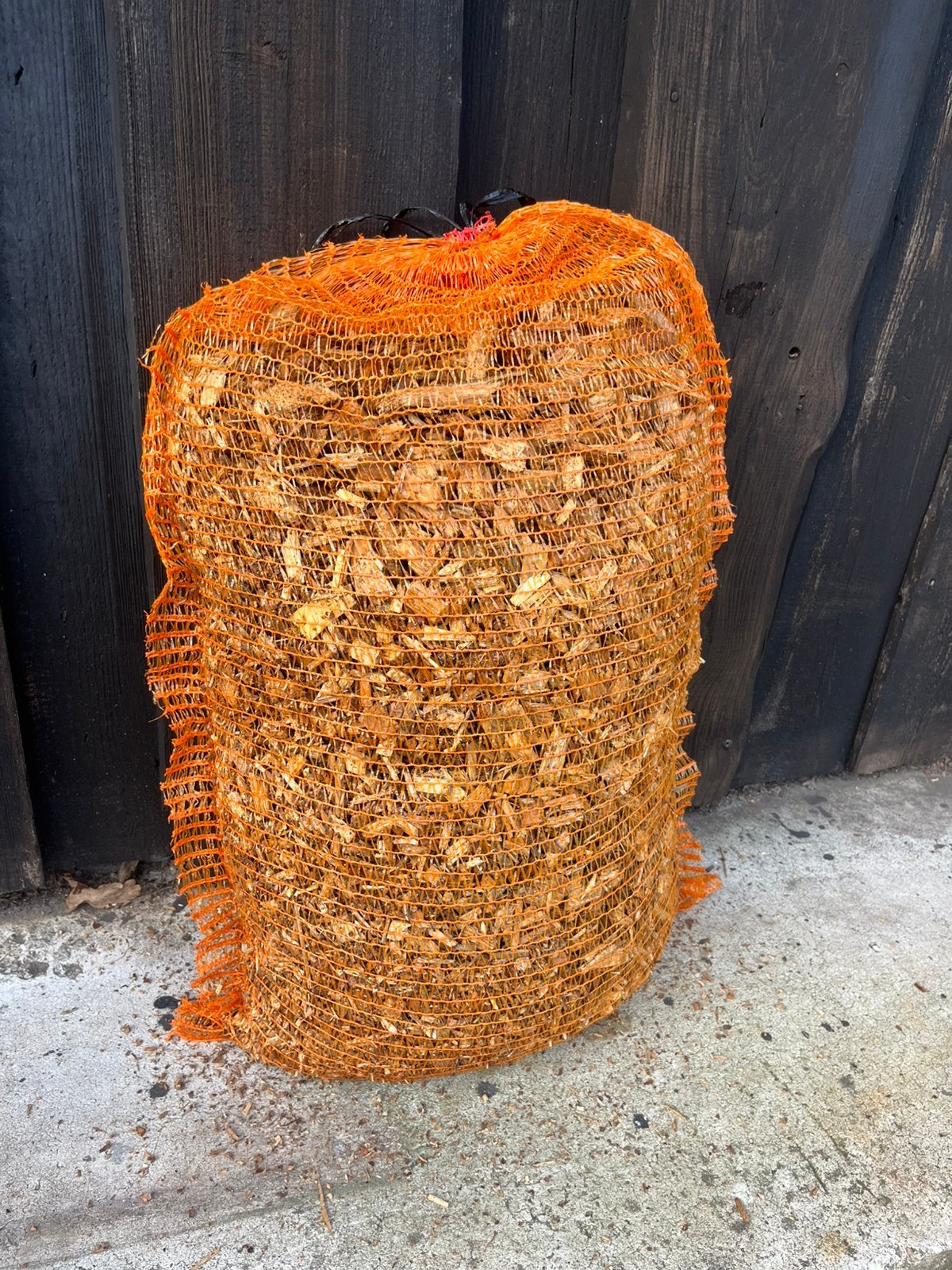 Lariks houtsnippers 50 liter – In handige netzakken!, Ophalen, Overige typen