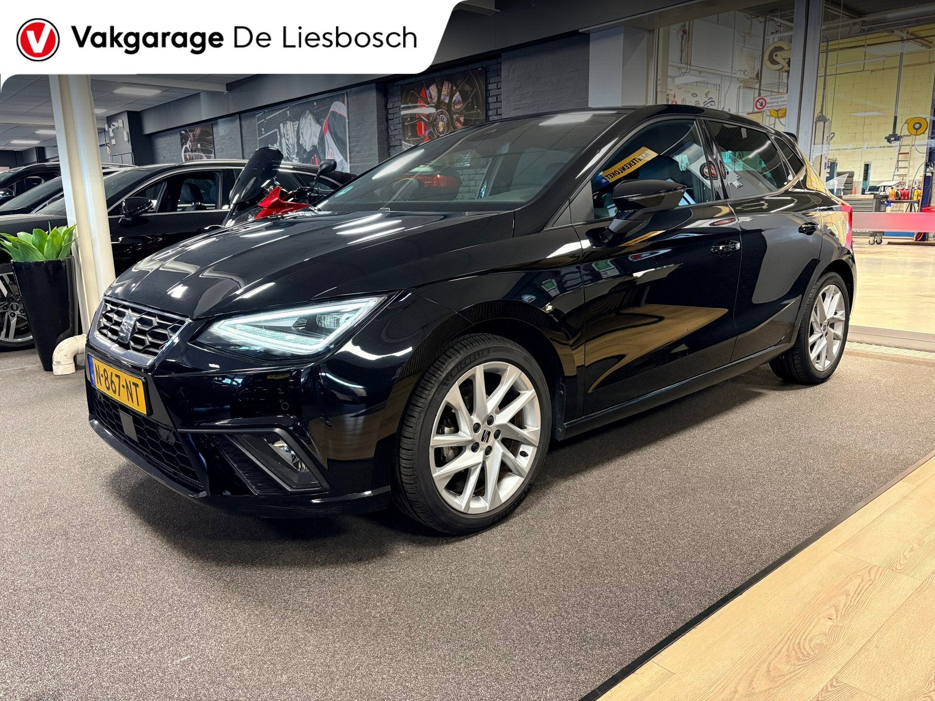 Seat Ibiza 1.0 EcoTSI FR Business Intense facelift / virtual, Auto's, 12 maanden, Origineel Nederlands, Bedrijf, Handgeschakeld