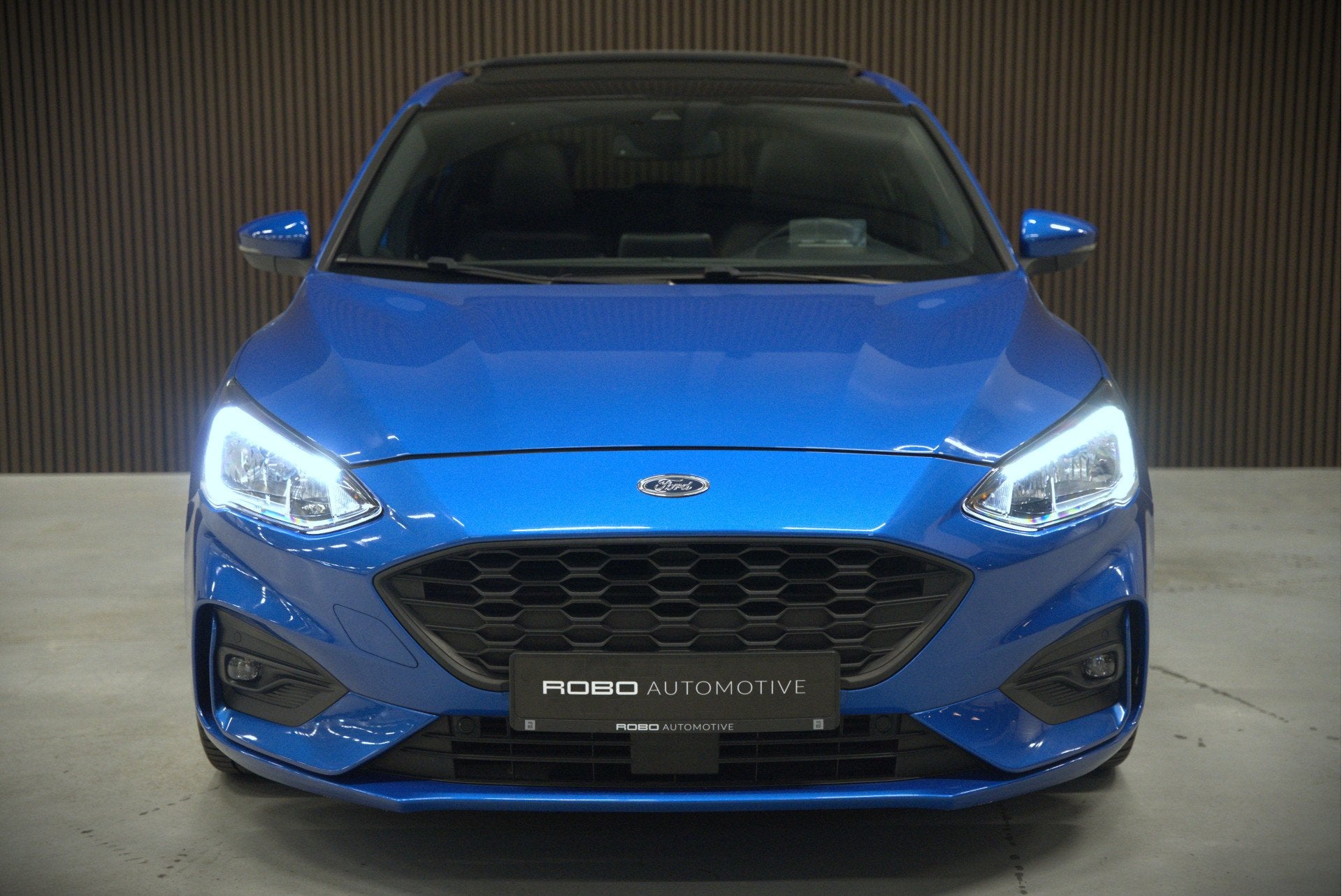 Foto 10 van Ford Focus 1.0 EcoBoost ST Line Business | Panoramadak | Ban