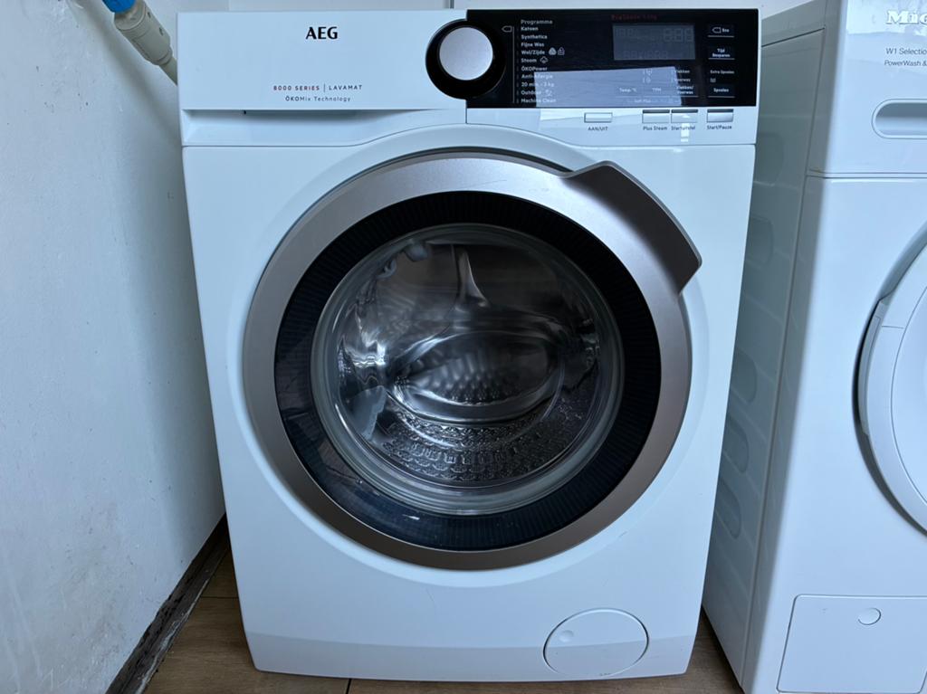 Zo goed als Nieuw Luxe AEG 8000 Series OkoMix 1600 Toeren, AEG, AEG, 8 tot 10 kg, Ophalen of Verzenden