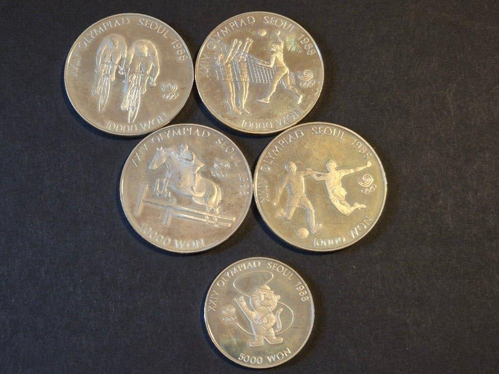 Zuid Korea O.S. Seoul 1988 5x 5000 & 10.000 Won 925 Zilver, Ophalen of Verzenden, Oost-Azië, Setje, Zilver