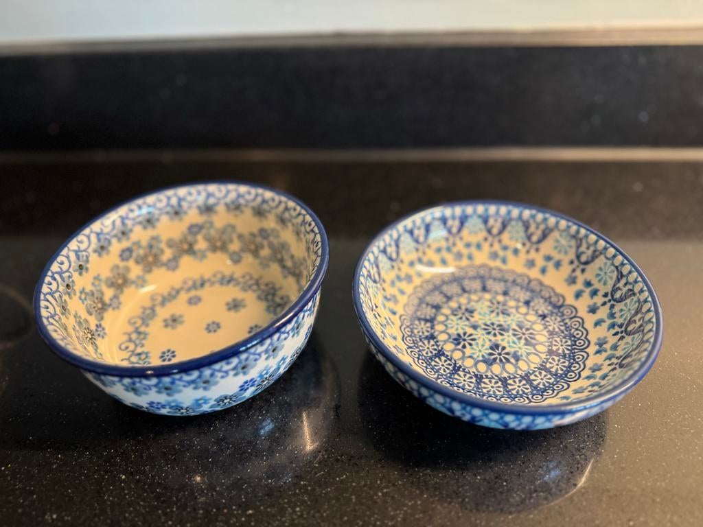 Bunzlau servies 2 schaaltjes - Zo goed als nieuw, Ophalen, Porselein of Keramiek, Schaal, Rond