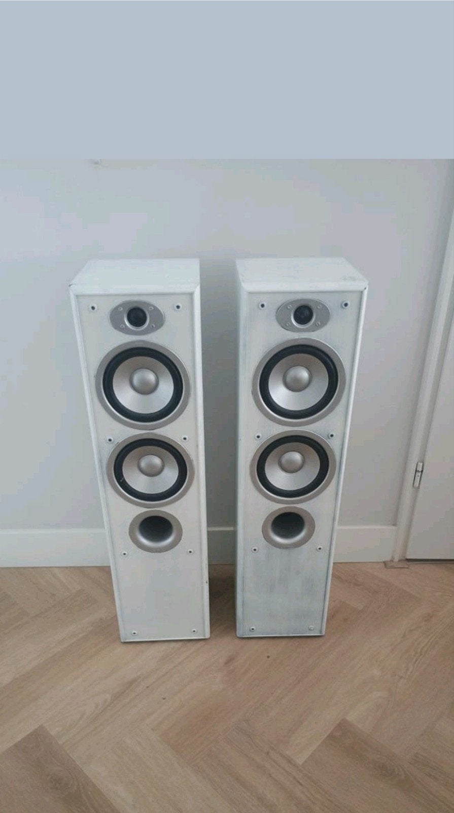 2 Jamo speakers. De zeldzame echte! Inc stofkappen, Ophalen, 60 tot 120 watt, Front, Rear of Stereo speakers, Jamo