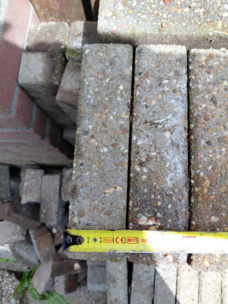 Gratis 6 m2 terras stenen 5x20 cm, Tuin en Terras, Ophalen, Beton, Klinkers