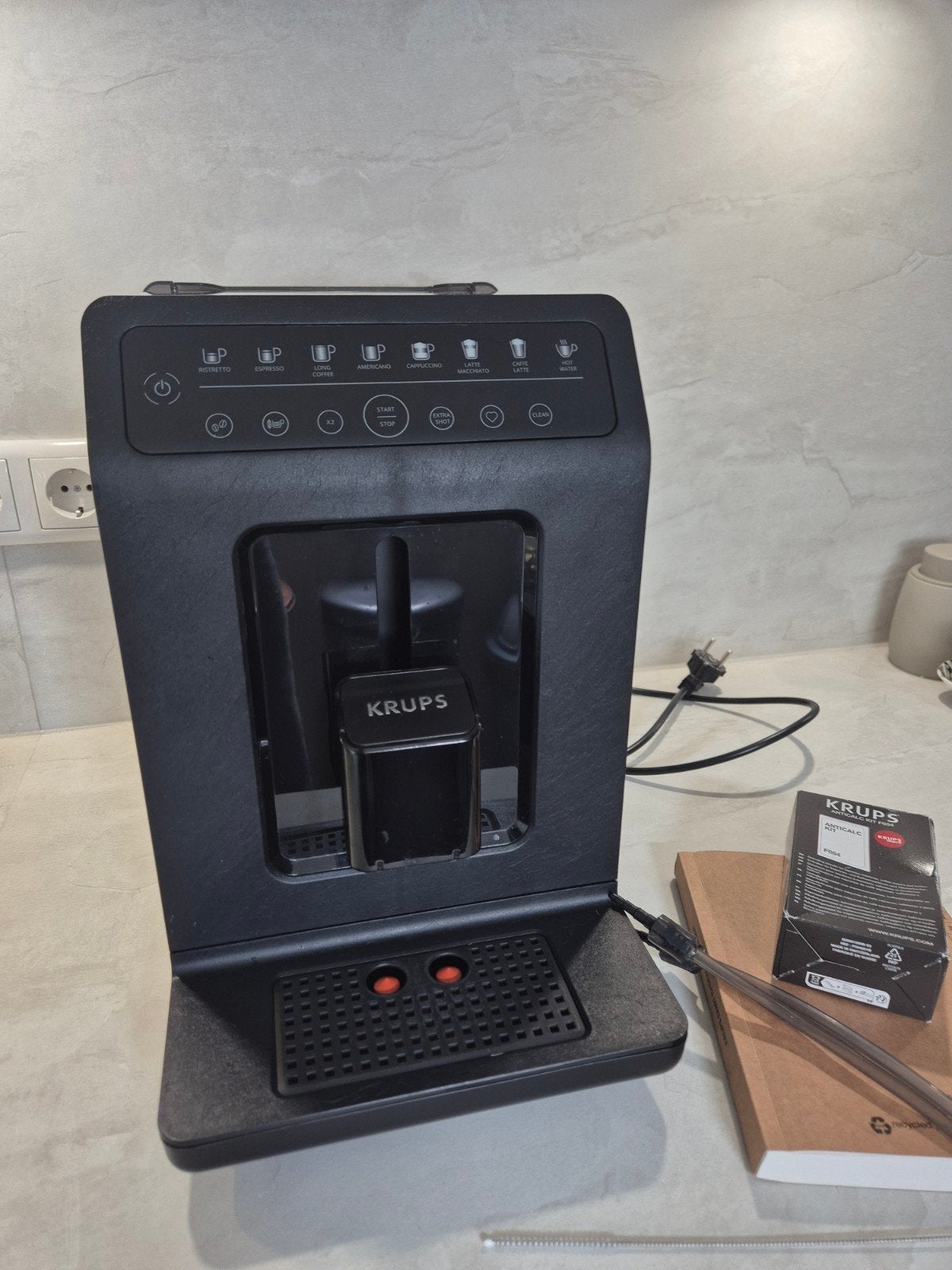 Krups EA897 volautomatische espressomachi, Witgoed en Apparatuur, Koffiezetapparaten, Ophalen of Verzenden, Zo goed als nieuw