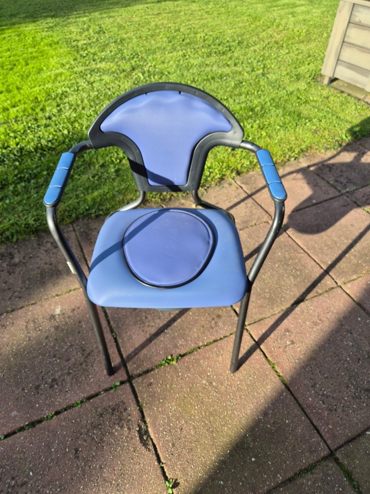 toiletstoel / Postoel, Ophalen, Zo goed als nieuw