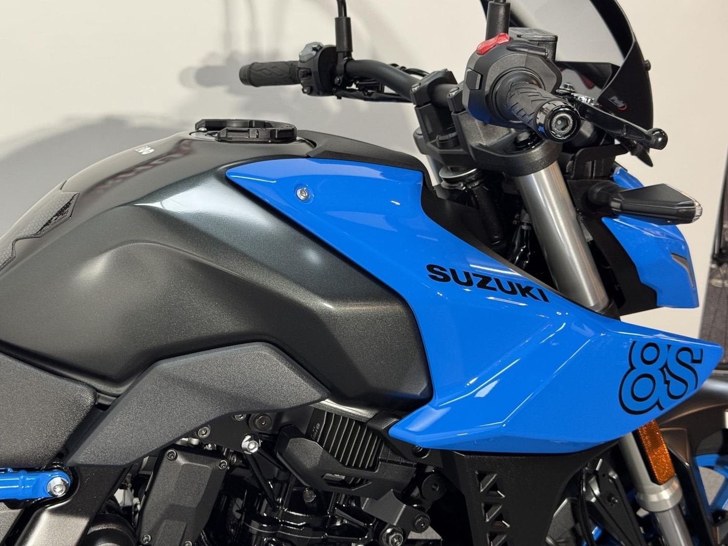 SUZUKI GSX-8S gsx-8 gsx GSX, Bedrijf, Onbekend, Onbekend, Minimaal motorrijbewijs A2