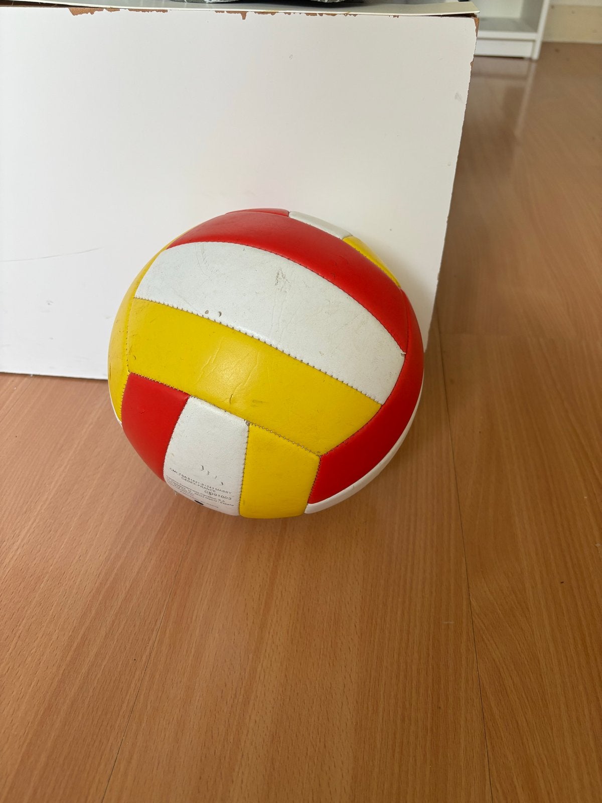 Gebruikte Volleybal - Rood, Geel, Wit, Ophalen, Gebruikt, Bal