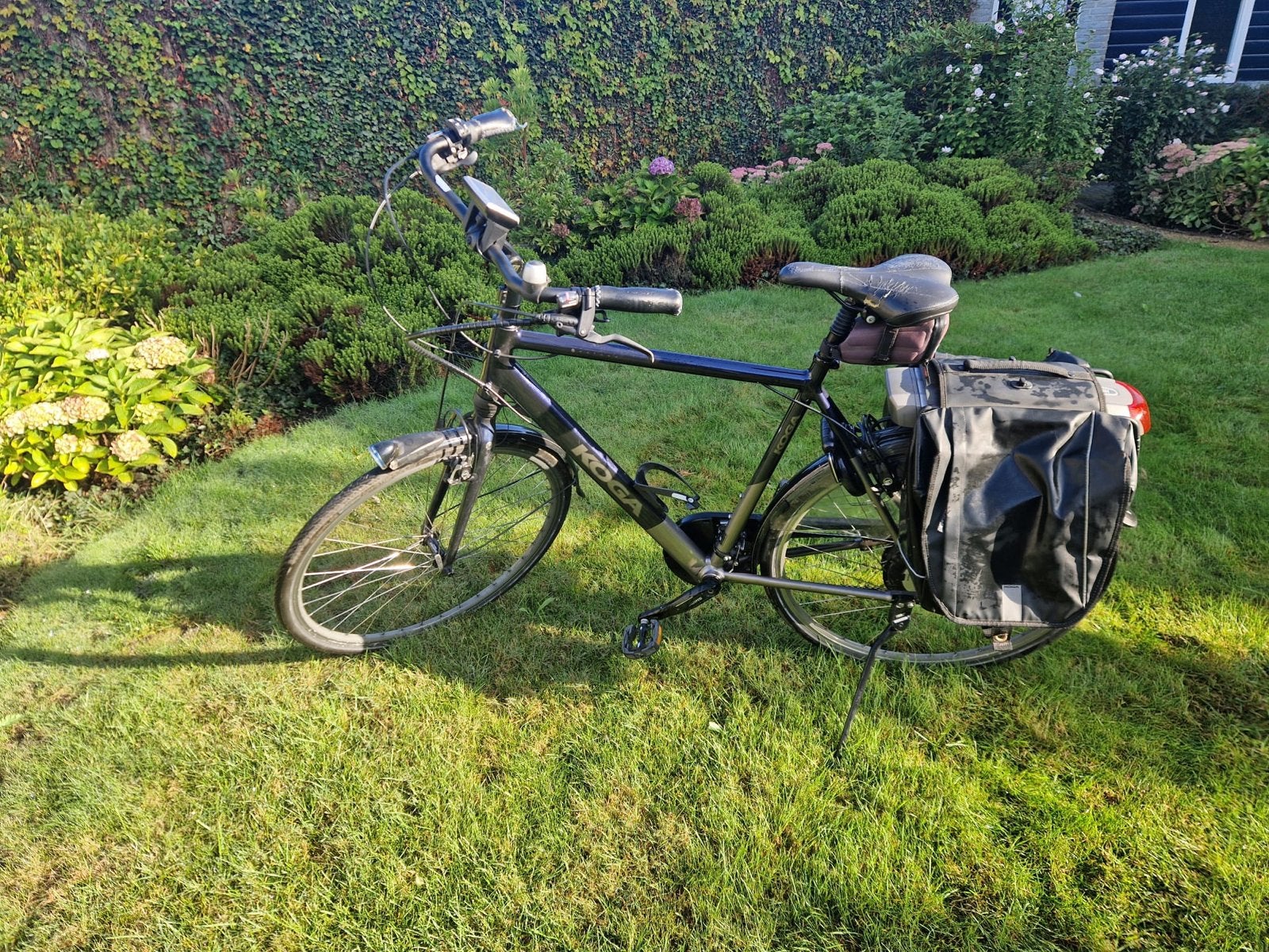 Koga DeLuxe elektrische herenfiets, frame 60cm, 59 cm of meer, Ophalen, Gebruikt, 50 km per accu of meer