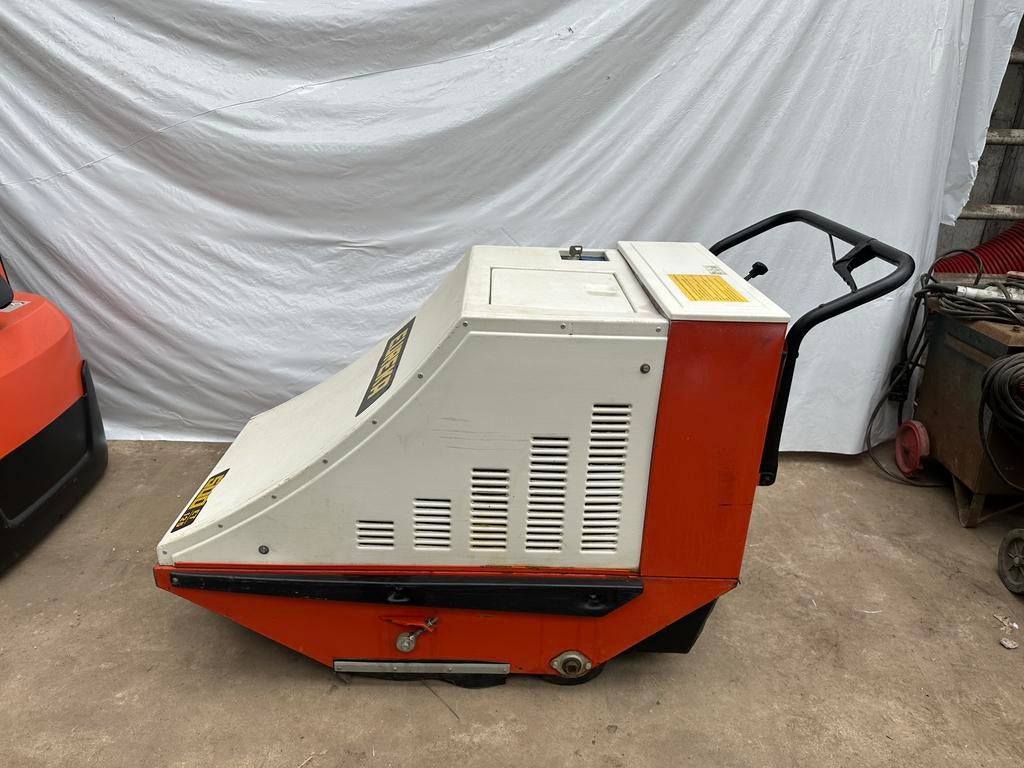 Eureka veegmachine 500/125 ET – Industriële veegmachine, Ophalen of Verzenden, Zo goed als nieuw