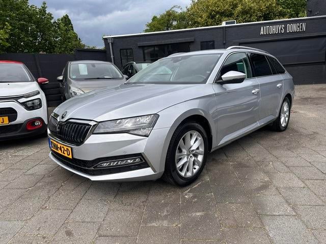 Skoda Superb Combi 1.4 TSI 218pk iV Business Edition|Virtual, Auto's, Skoda, Gebruikt, Zwart, 4 cilinders, Hybride Elektrisch/Benzine