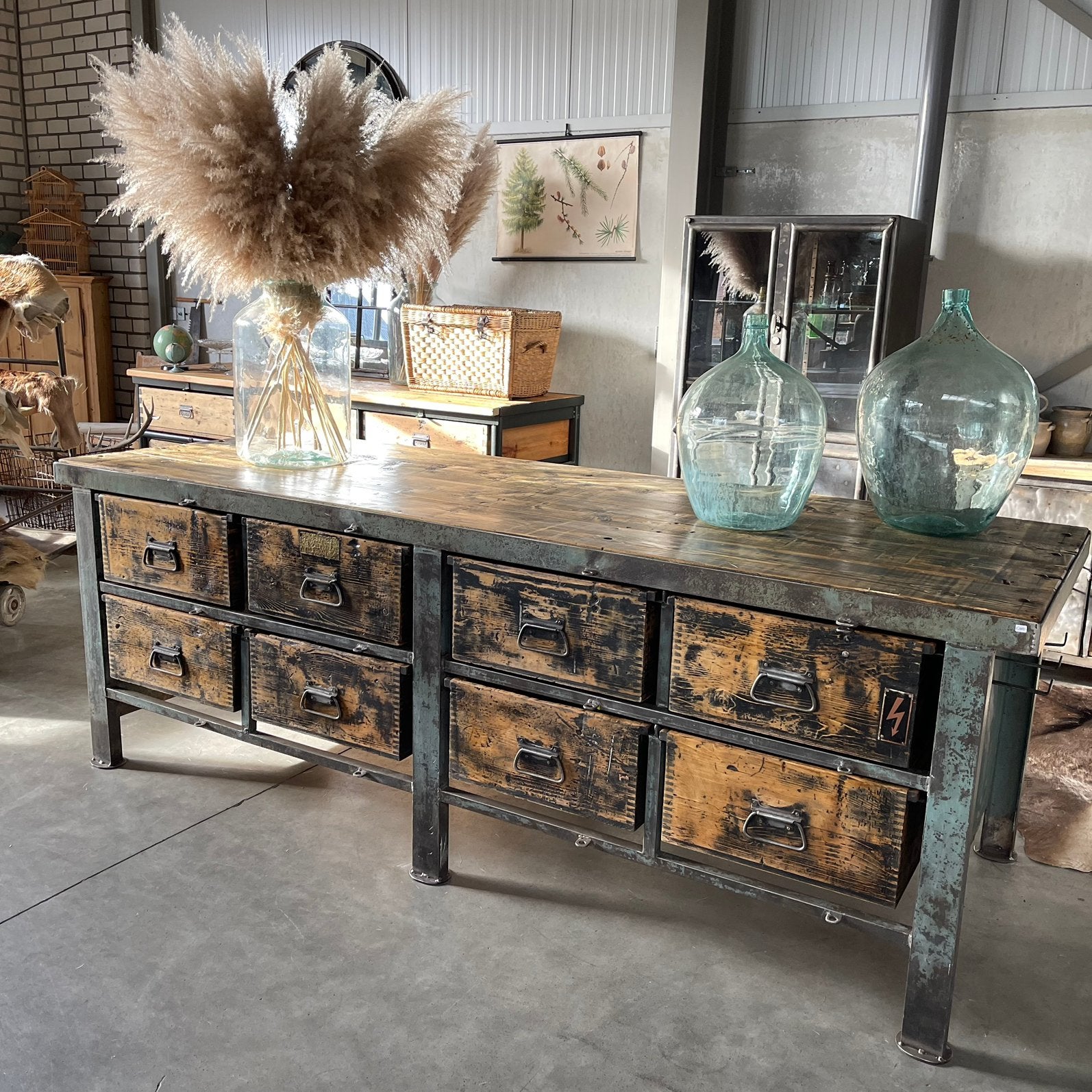 Oude werkbank, toonbank, ladekast, dressoir, keukeneiland, Antiek en Kunst, Curiosa en Brocante, Ophalen