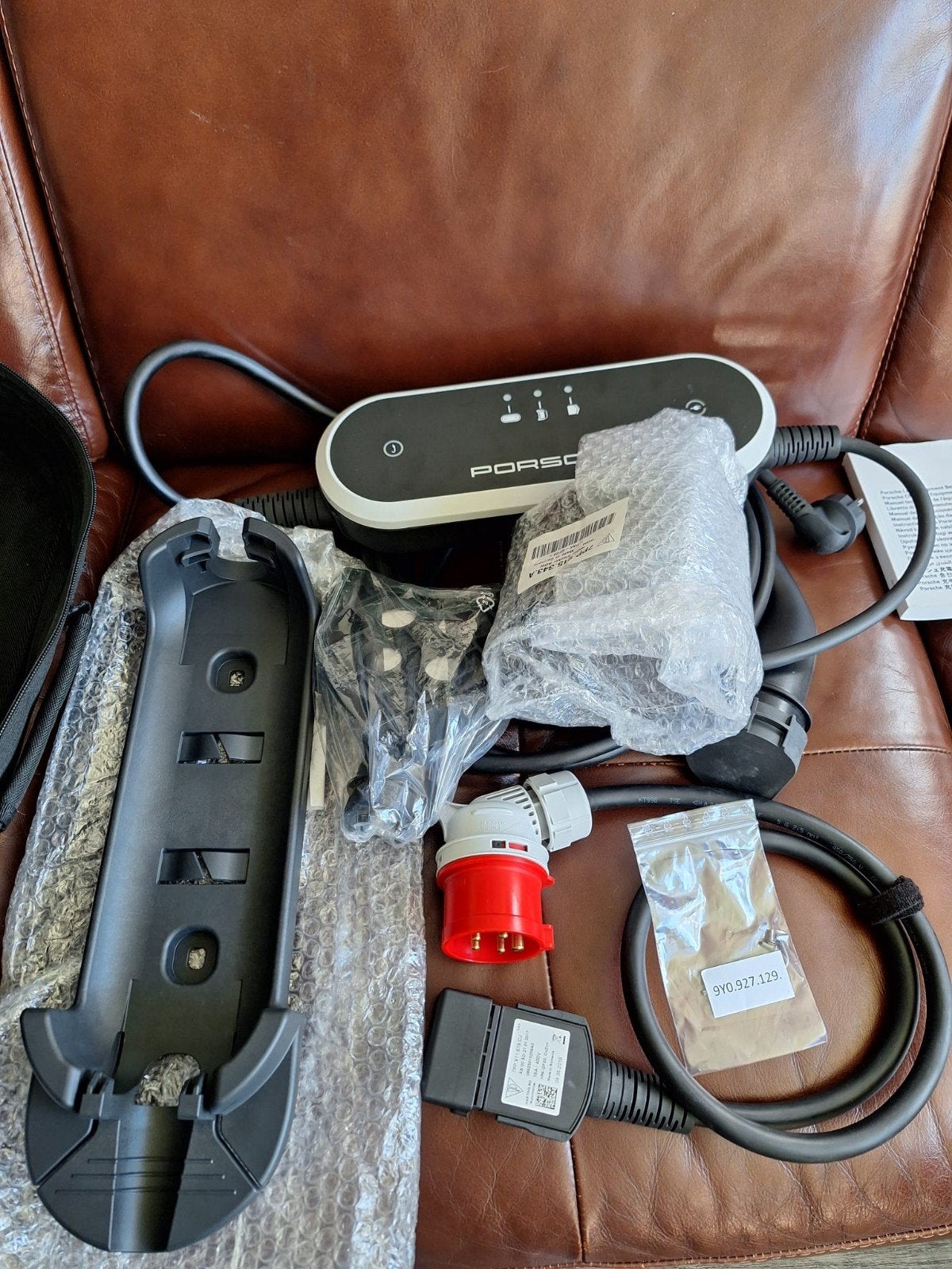 Originele Porsche oplader / laadkabel set, Auto diversen, Laadpalen, Ophalen, Zo goed als nieuw, Laadkabel
