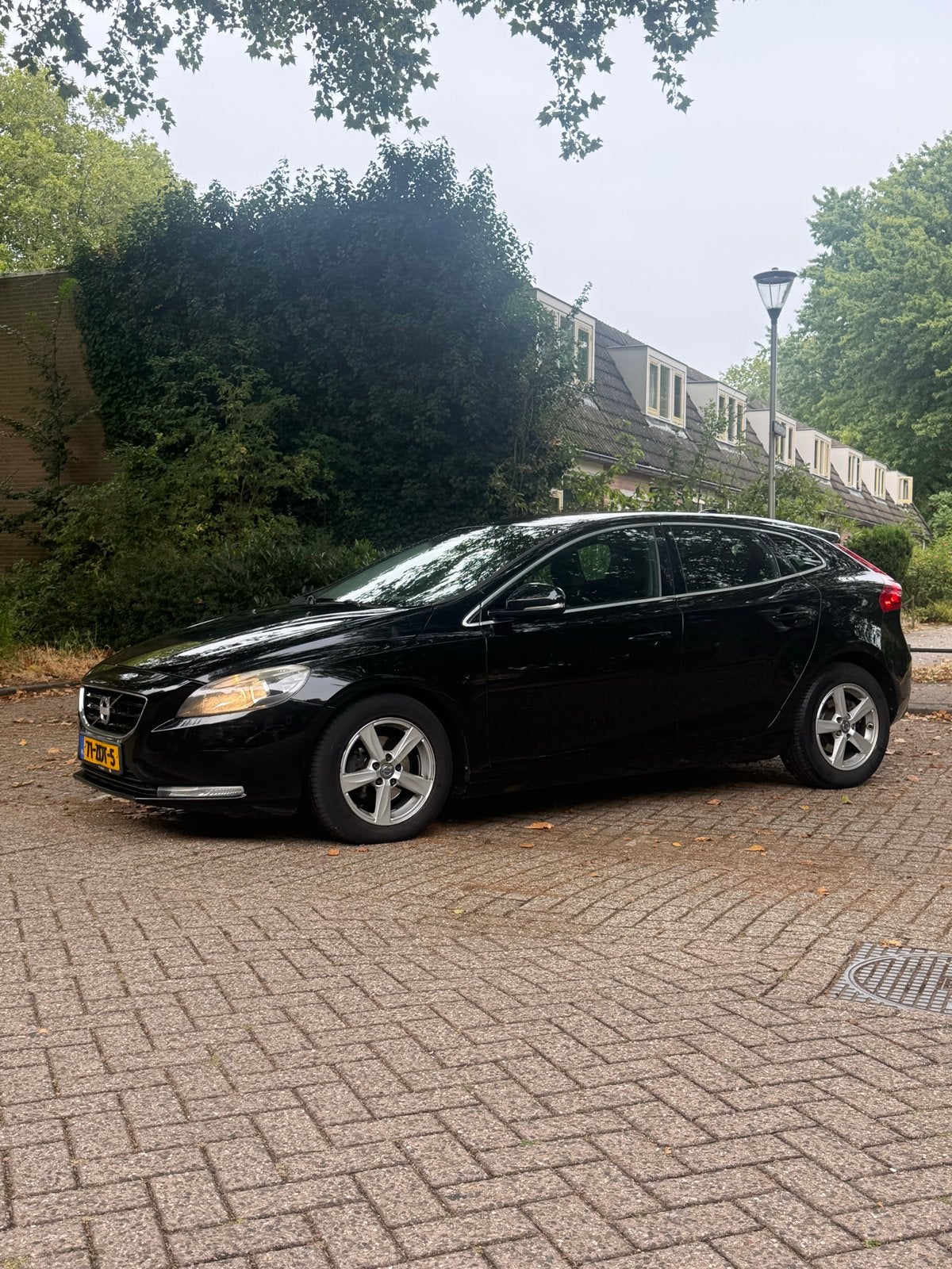 Volvo V40 1.6 D2 115PK 2012 Zwart, Voorwielaandrijving, 28 km/l, 4 cilinders, 1257 kg
