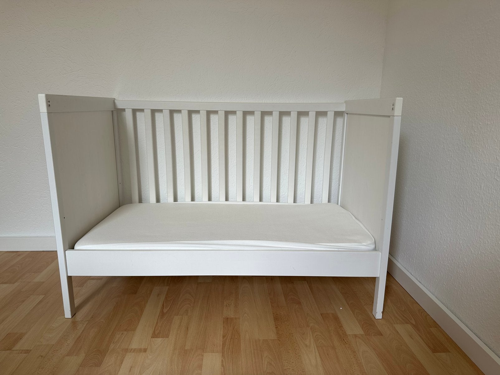 Babybedje 120x60, Ophalen, Zo goed als nieuw, Minder dan 140 cm, Matras