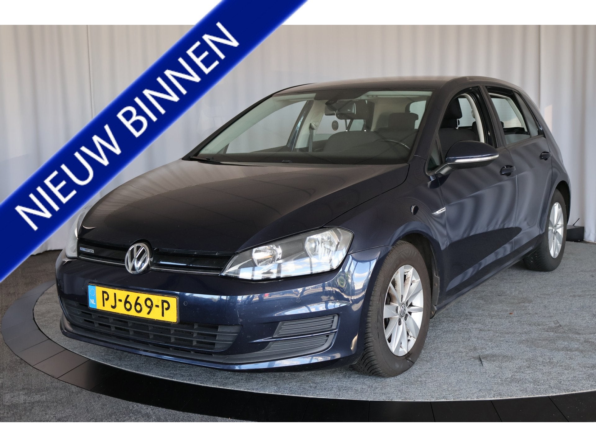 Volkswagen Golf 1.6 TDI Comfortline BlueMotion (bj 2014), Auto's, Voorwielaandrijving, Euro 5, Gebruikt, 4 cilinders