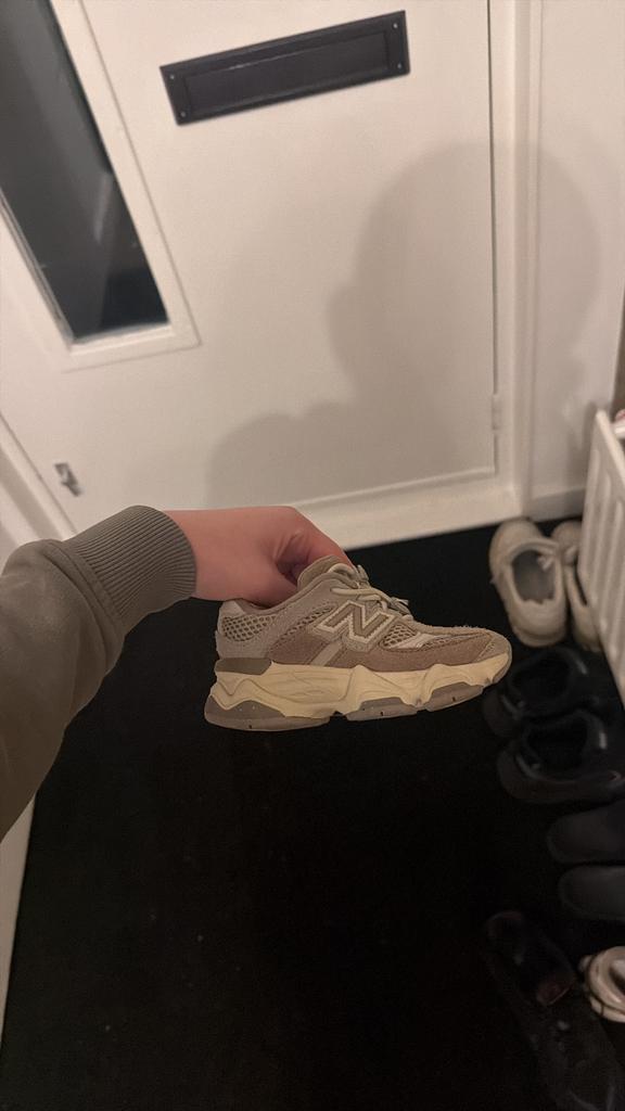 New balance kids maat 23, Kinderen en Baby's, Ophalen, Zo goed als nieuw, Jongen of Meisje, Schoenen