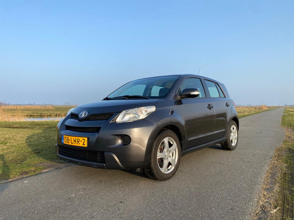 Toyota Urban Cruiser 1.3 Vvt-i 2010 Grijs, Voorwielaandrijving, 4 cilinders, 1095 kg, 100 pk